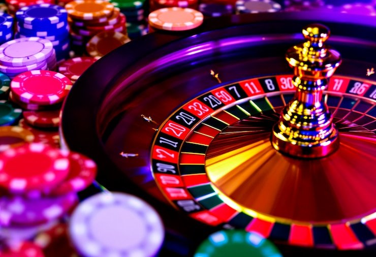 Dealer profesional mengumumkan hasil dengan transparan Dealer bet10ribu mengumumkan hasil permainan kartu dengan jelas